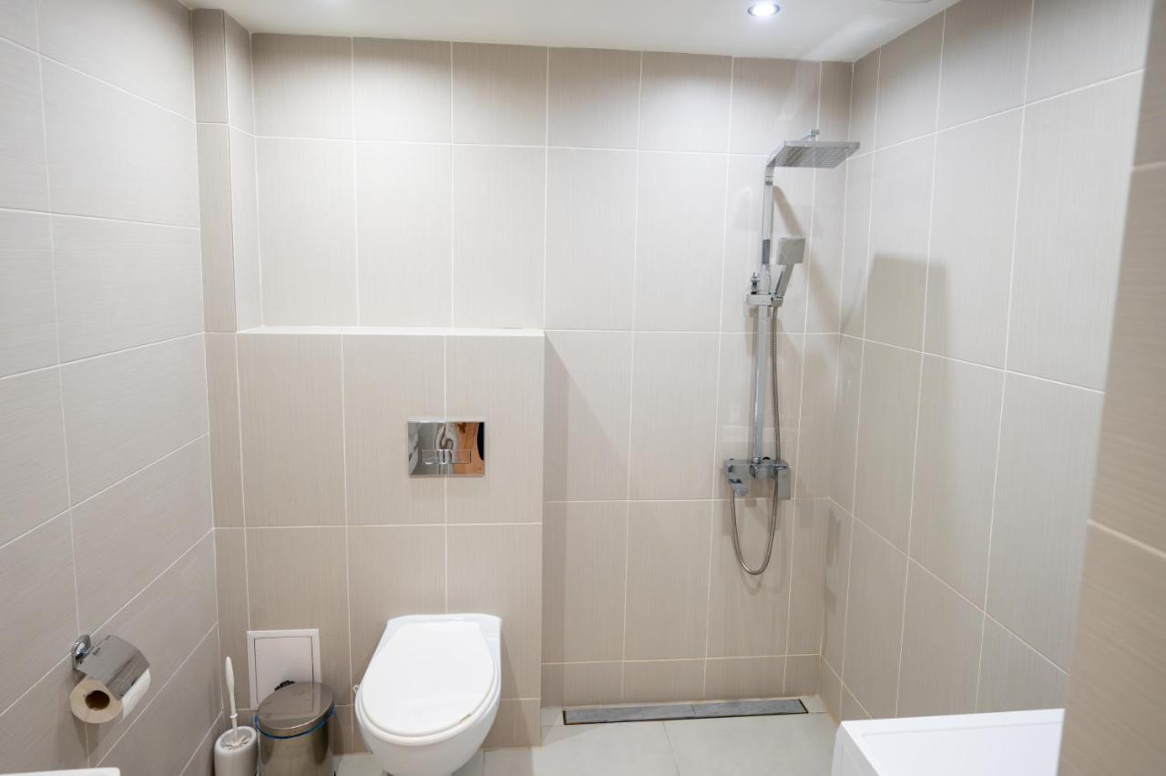 Spacious 1Bdr Apartment Near City Center Sófia Exterior foto